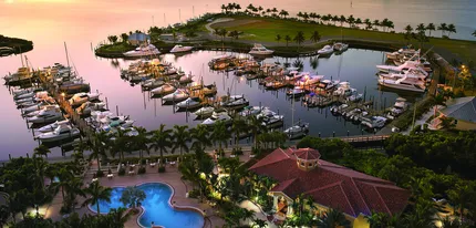 Cape Coral business district